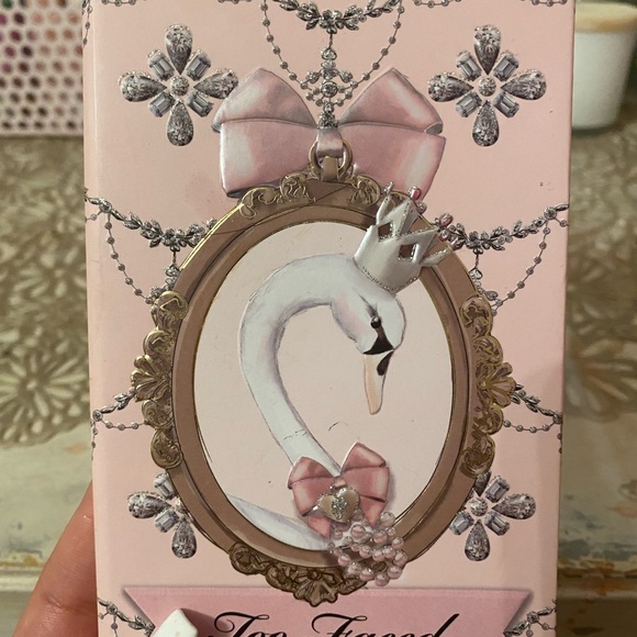 Too Faced Palette - Picture 2 of 2